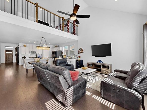 2918  Grand Lookout Lane , Arlington Texas 76001