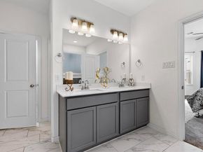 2918  Grand Lookout Lane , Arlington Texas 76001