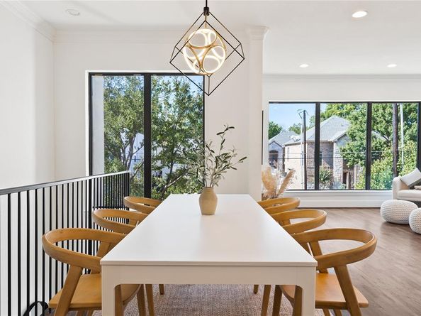 5014  Mission Avenue  A, Dallas Texas 75206