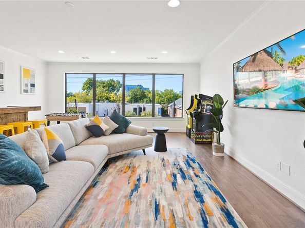 5014  Mission Avenue  A, Dallas Texas 75206