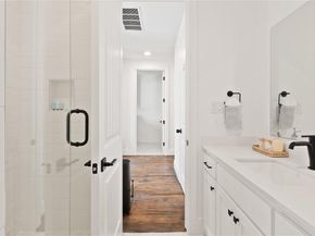 5014  Mission Avenue  A, Dallas Texas 75206