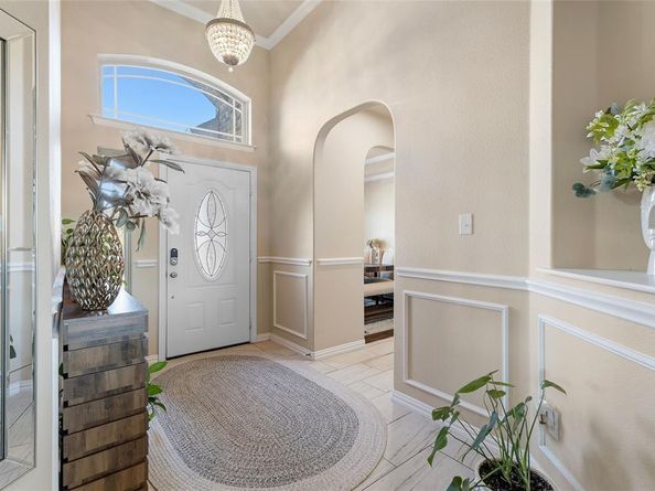 1357  Lake Grove Lane , DeSoto Texas 75115