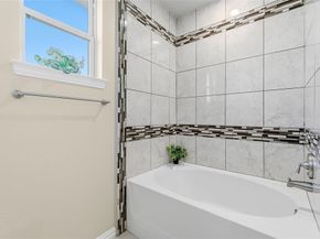 1357  Lake Grove Lane , DeSoto Texas 75115