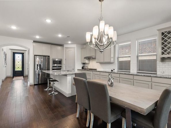 4411  Huntsman Ridge Lane , Arlington Texas 76005
