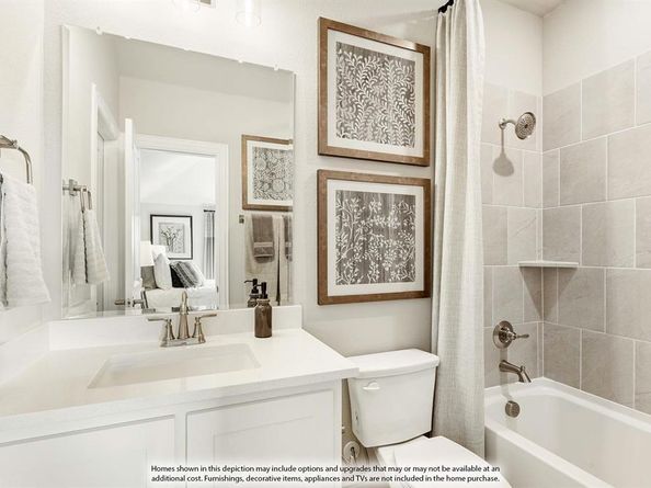 932  Waddle Lane , DeSoto Texas 75115