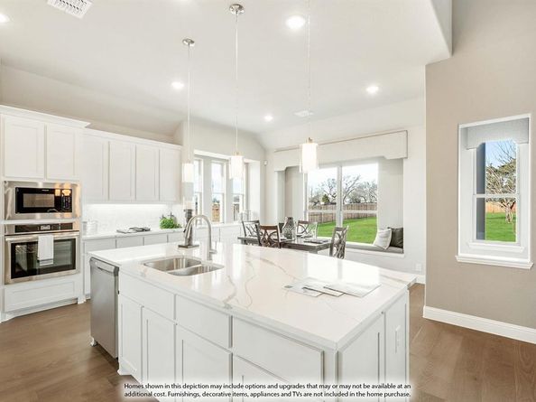 932  Waddle Lane , DeSoto Texas 75115