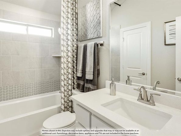 932  Waddle Lane , DeSoto Texas 75115