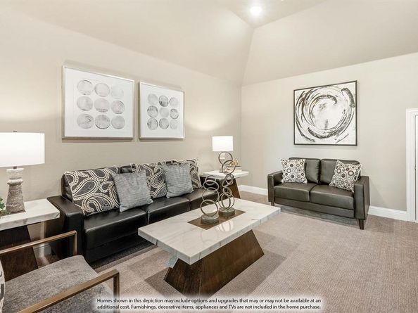 932  Waddle Lane , DeSoto Texas 75115