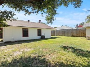 6706  Copperwood Court , Arlington Texas 76001