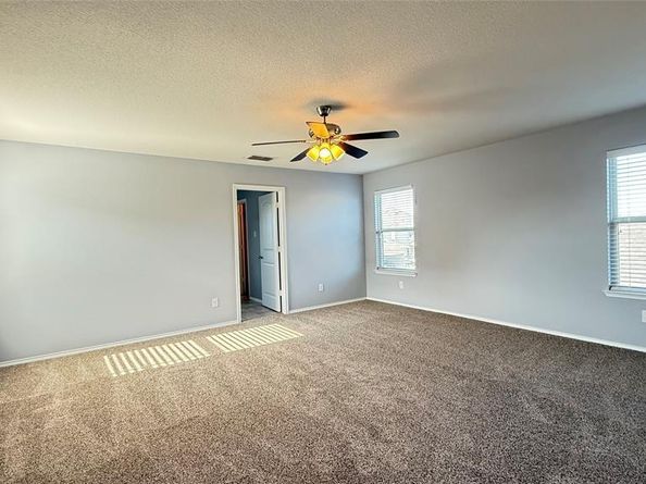 1009  Bruni Court , Aubrey Texas 76227