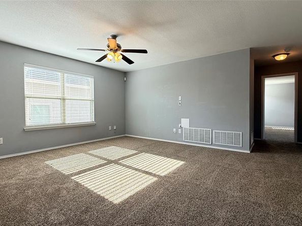 1009  Bruni Court , Aubrey Texas 76227