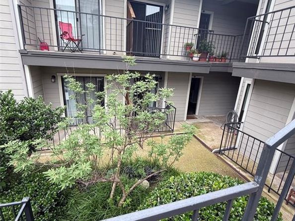 1503 N Garrett Avenue  109, Dallas Texas 75206