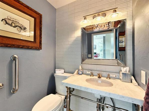 7109  Alpha Road , Dallas Texas 75240