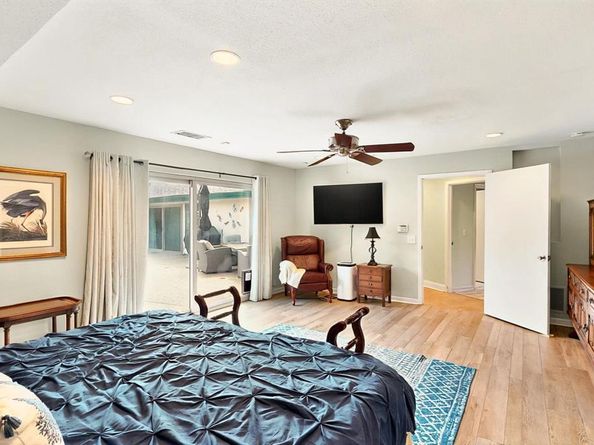 7109  Alpha Road , Dallas Texas 75240