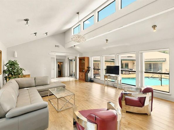 7109  Alpha Road , Dallas Texas 75240