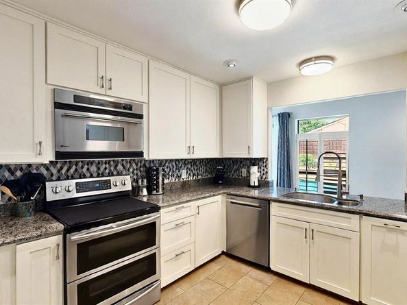 7109  Alpha Road , Dallas Texas 75240