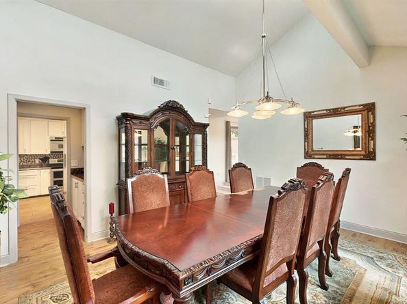 7109  Alpha Road , Dallas Texas 75240