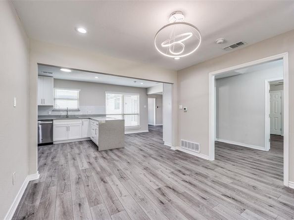 15820  Meadow Vista Drive , Dallas Texas 75248