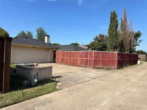 526  Tiffany Trail , Richardson Texas 75081