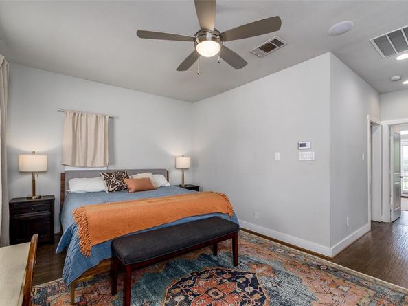 1315  Palm Canyon Drive  B8, Dallas Texas 75204