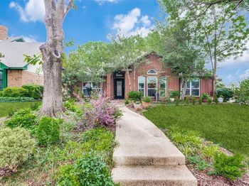 2229  Weatherbee Street 