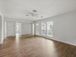 800  Scenic Hill Drive , Fort Worth Texas 76111