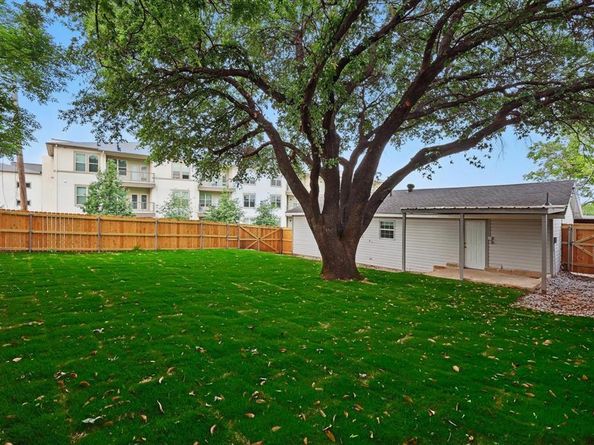 800  Scenic Hill Drive , Fort Worth Texas 76111