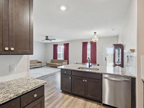 7616  Duck Bay Road , Fort Worth Texas 76120