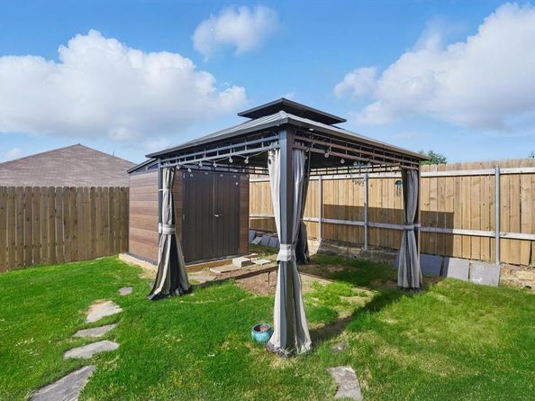 7616  Duck Bay Road , Fort Worth Texas 76120