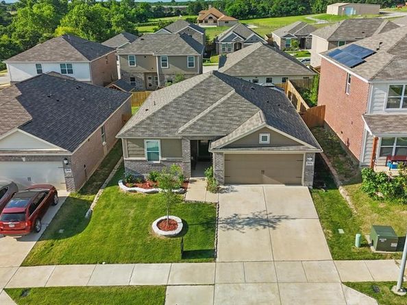 7616  Duck Bay Road , Fort Worth Texas 76120