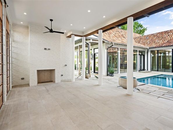 5747  Charlestown Drive , Dallas Texas 75230