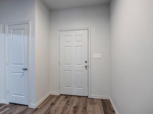 2801  17th Street , Fort Worth Texas 76106