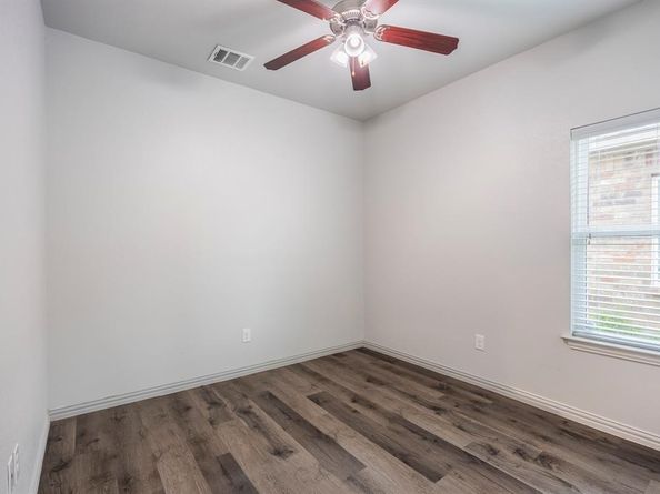 2801  17th Street , Fort Worth Texas 76106
