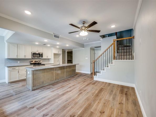 5325  Bent Tree Forest Drive  2222, Dallas Texas 75248