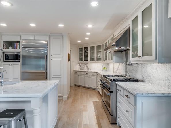 11514  Valleydale Drive , Dallas Texas 75230