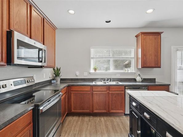 1612  Cambridge Drive , Providence Village Texas 76227