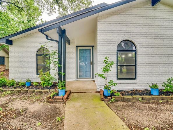 6401  Gate Ridge Circle , Garland Texas 75043