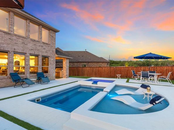 5841  Willow Lane , The Colony Texas 75056