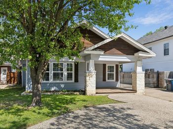 318 S Montreal Avenue 