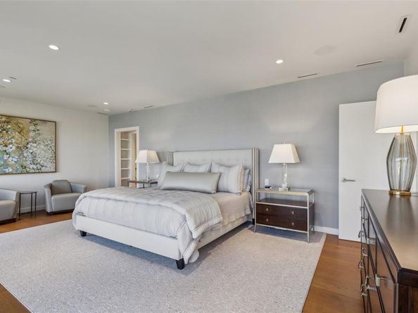 3030  Mckinney Avenue  2302, Dallas Texas 75204