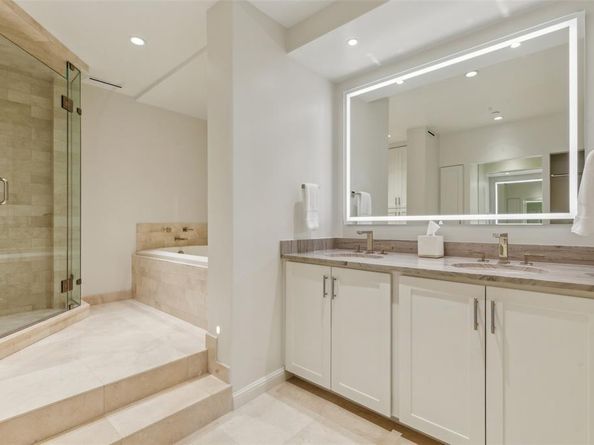 3030  Mckinney Avenue  2302, Dallas Texas 75204