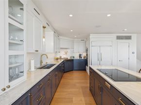 3030  Mckinney Avenue  2302, Dallas Texas 75204