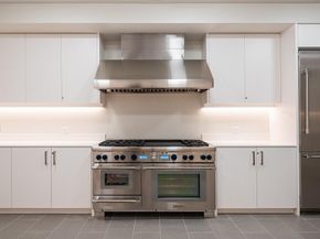1747  Leonard Street  2601, Dallas Texas 75201