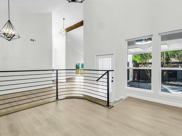 6701  Beth Court , Garland Texas 75044