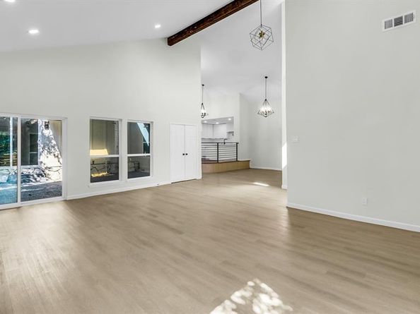 6701  Beth Court , Garland Texas 75044