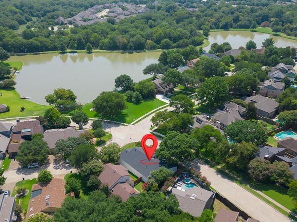 6701  Beth Court , Garland Texas 75044
