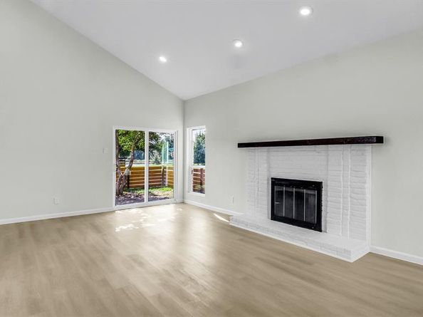 6701  Beth Court , Garland Texas 75044