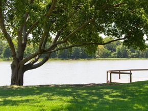 6701  Beth Court , Garland Texas 75044