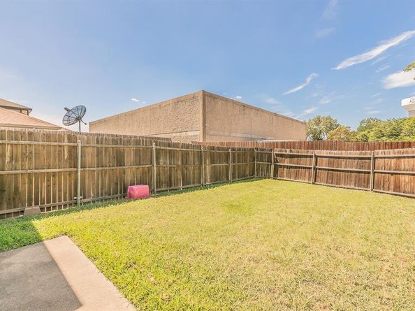 3025  David Drive , Rowlett Texas 75088