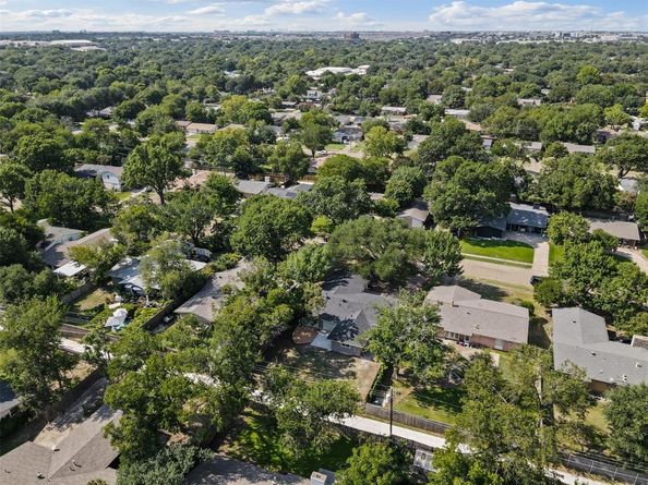911  Wisteria Way , Richardson Texas 75080